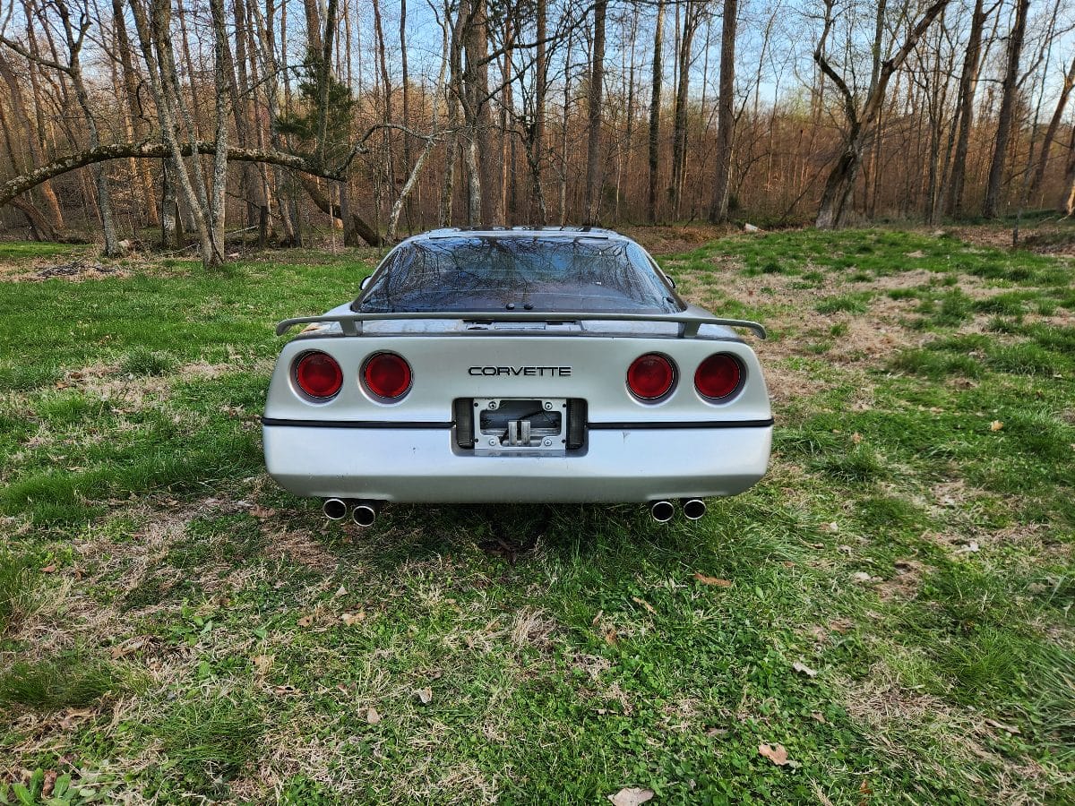 Flat Fee Car and Truck 1984 Chevrolet Corvette - Image 2