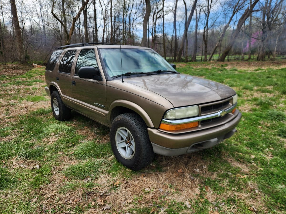 Flat Fee Car and Truck 2004 Chevrolet S10 Blazer - Image 16