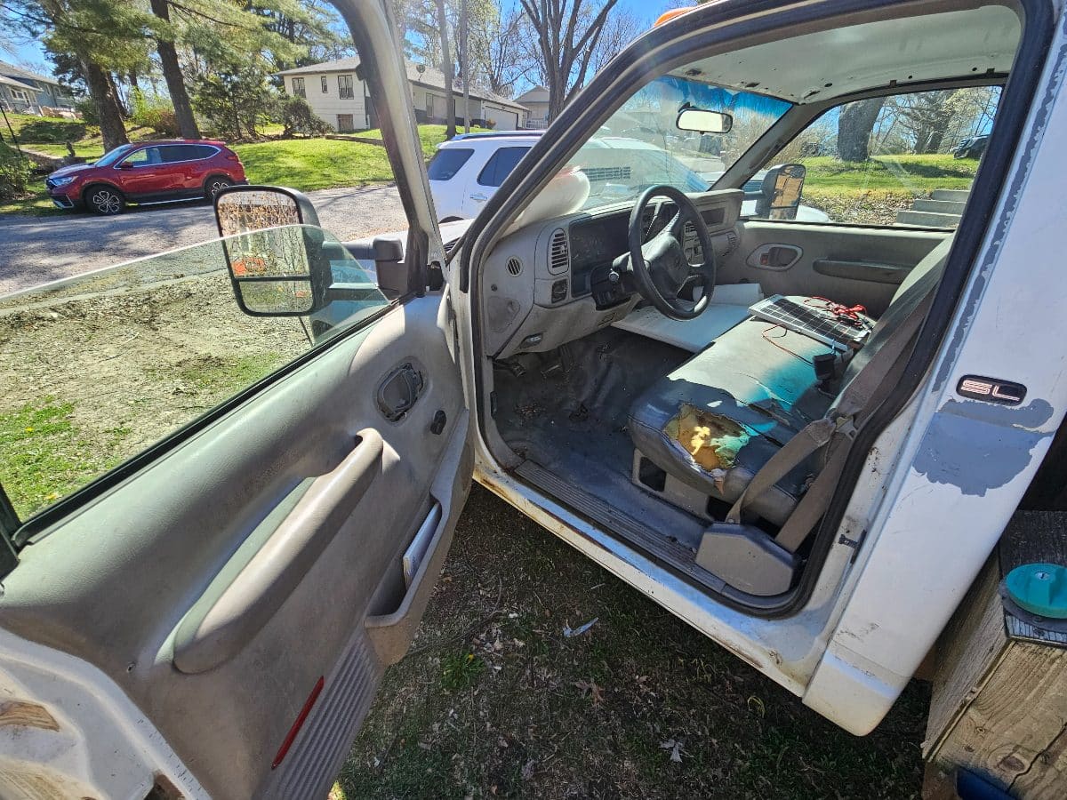 Flat Fee Car and Truck 1998 GMC 3500HD 6.5TD Auto 2x4 - Image 5